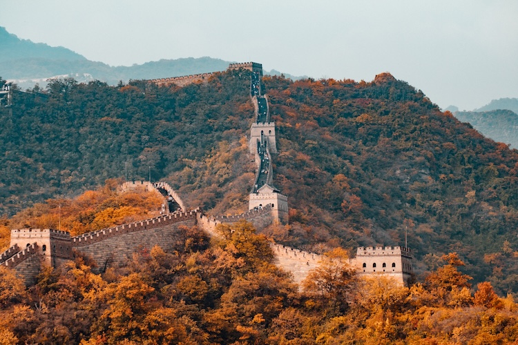 Chinesische Mauer im Herbst